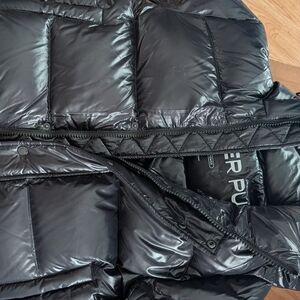 Aritzia Black Superpuff Shorty Shiny